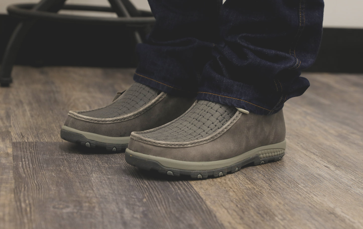 MENS TWISTED X DRIVING MOC GREY