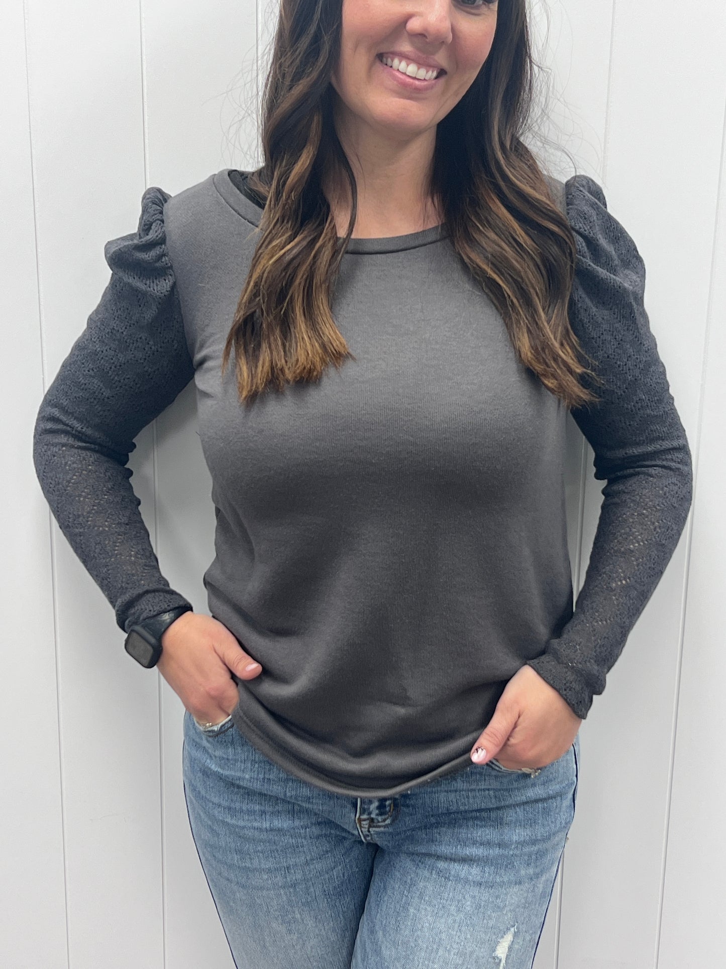 SOLID LONG PUFF SLEEVE LASER CUT TOP