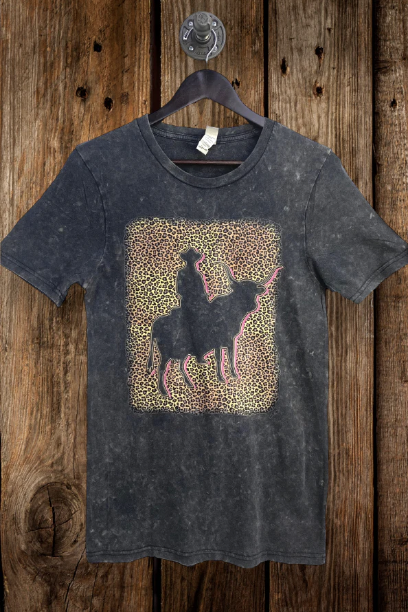 LEO COWBOY BLACK ACID WASHED TEE