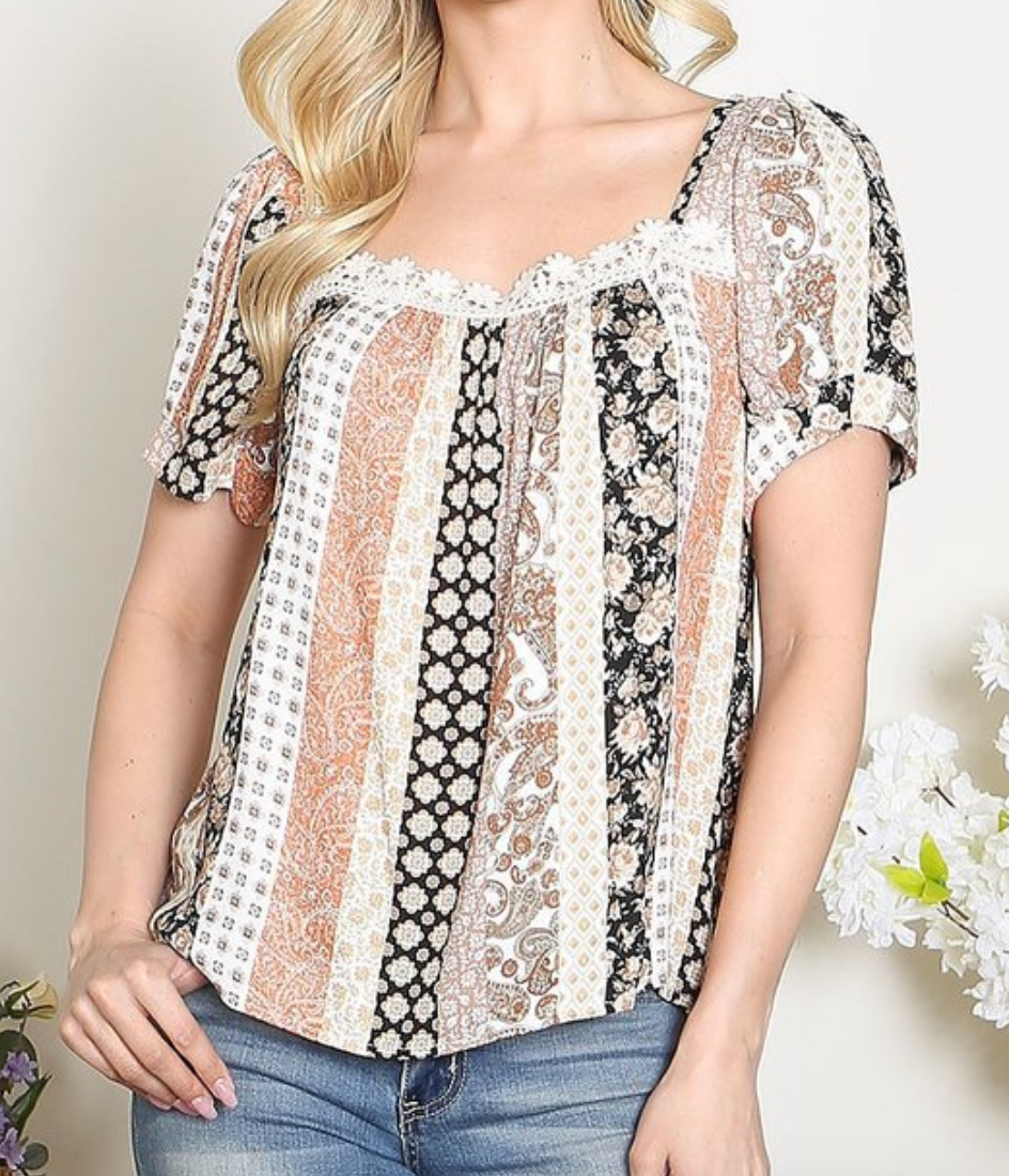 LACE TRIM STRIPE TOP