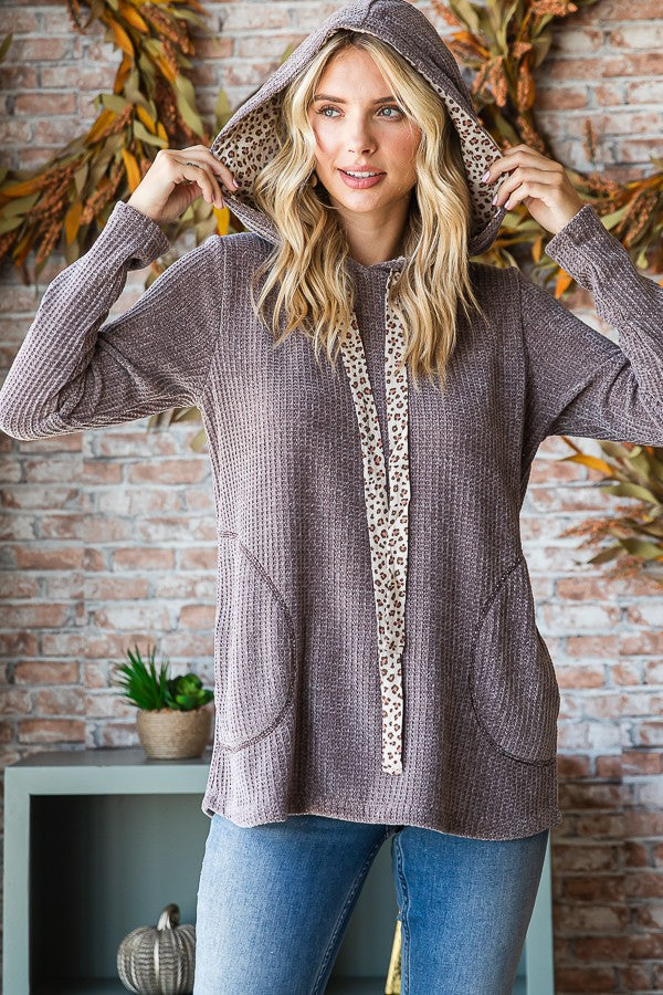 TAUPE THERMAL ANIMAL PRINT