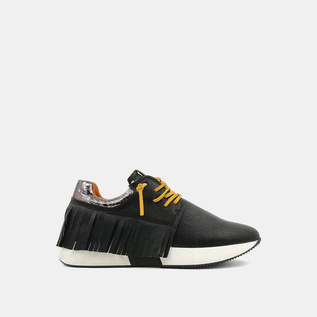 BLACK FRINGE PEPA SNEAKER