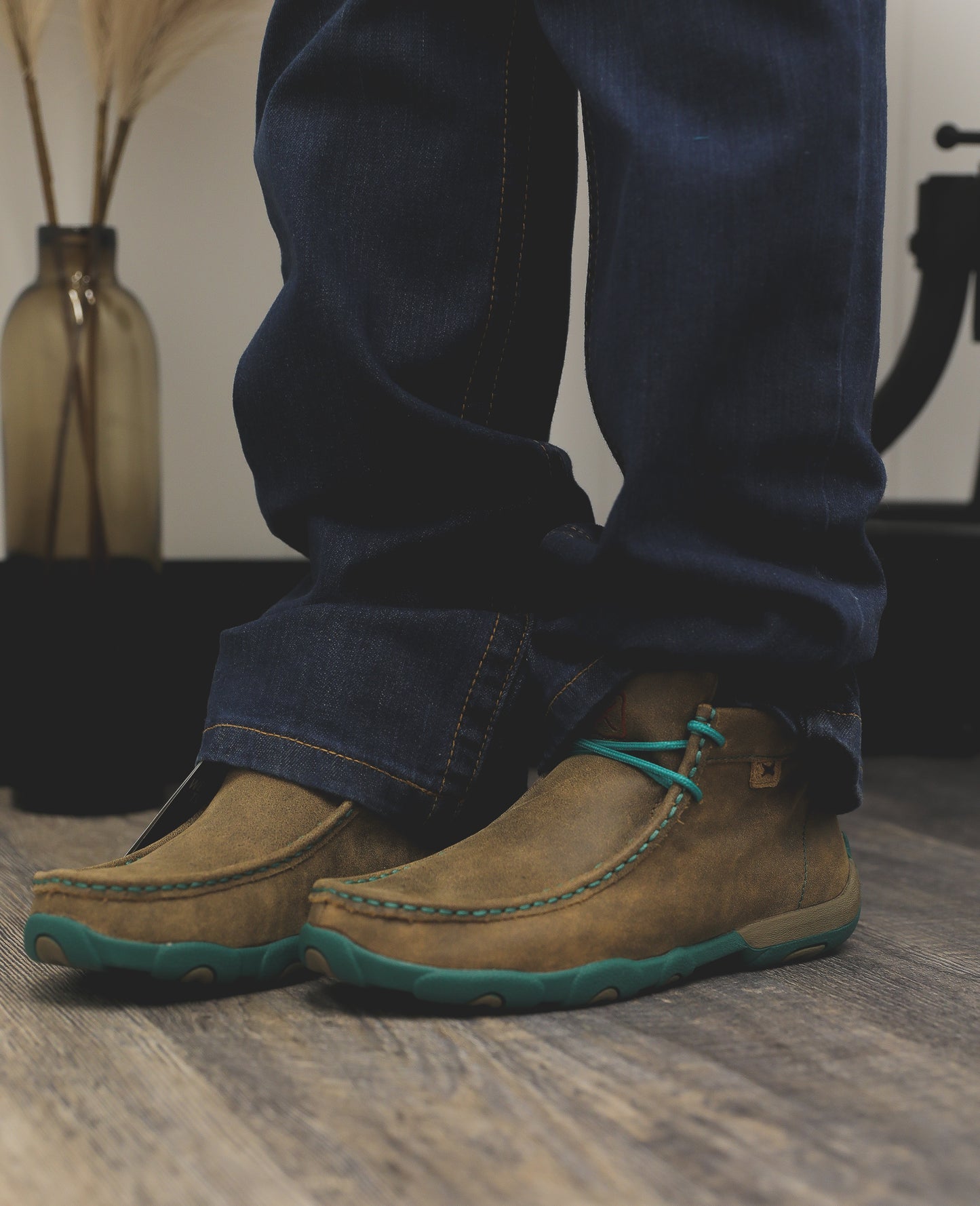 WOMENS TWISTED X DRIVING MOC BOM/TUR