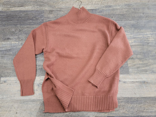 CINNAMON TALL NECK SIDE SLIT SWEATER