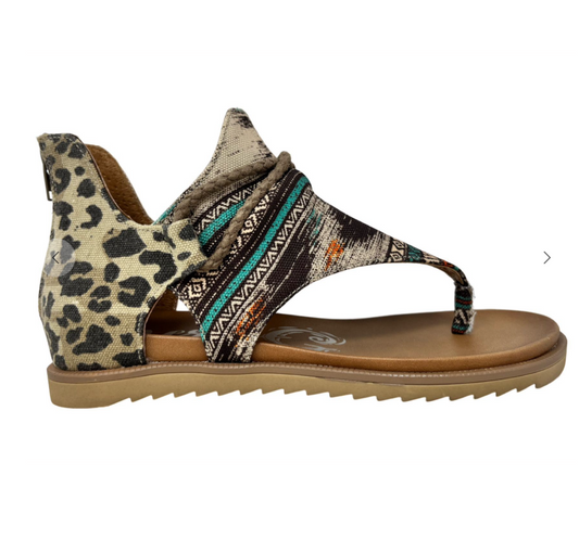 VERY G HOT ROCK SANDAL