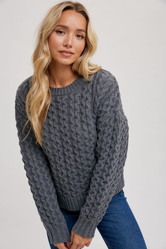 GRAY CABLE KNIT PULLOVER
